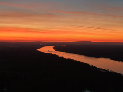 Abendstimmung über Donau
